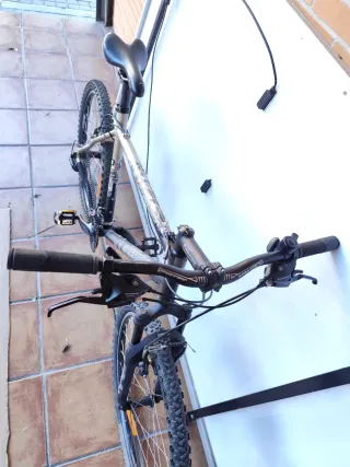 Bicicleta Rockrider 5.2 Decathlon