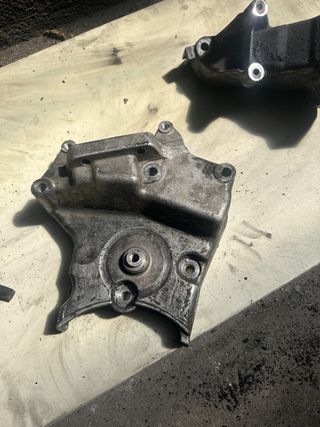 Soporte motor Opel 55192649 B 813