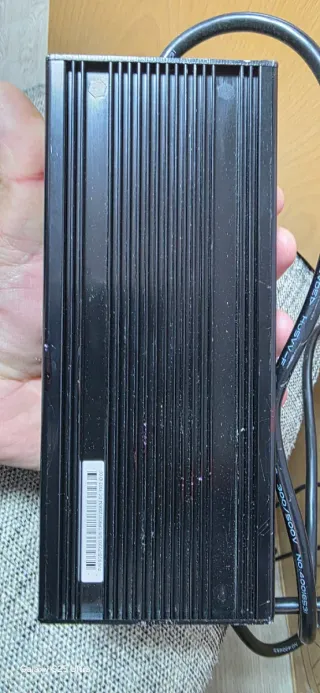 Cargador Niu 60V 4A Scooter Eléctrico