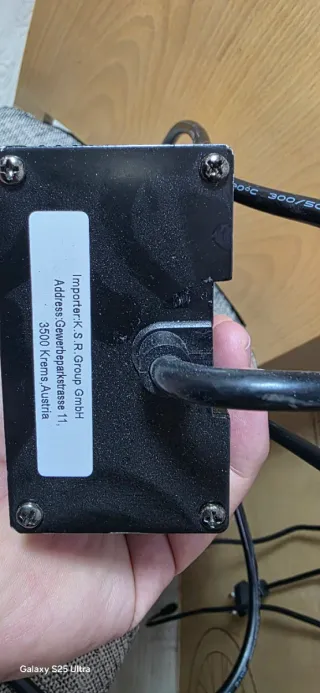 Cargador Niu 60V 4A Scooter Eléctrico