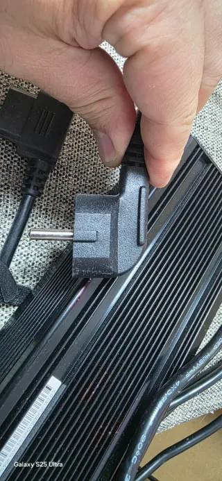 Cargador Niu 60V 4A Scooter Eléctrico