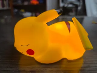 Lámpara Pikachu Dormido nueva