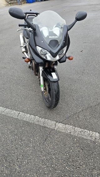 Suzuki Bandit S Negra