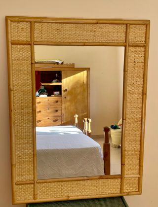 Espejo de mimbre natural