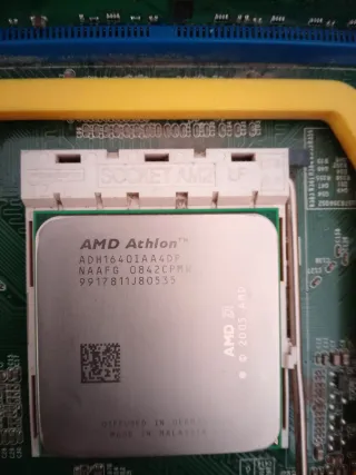 Placa Base AMD con Procesador
