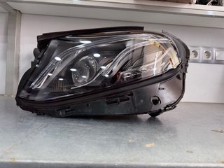 Faro Izquierdo Mercedes Clase E W213 2014-2020