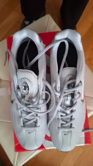 Nike Shox Z Scarpe Argento Unisex