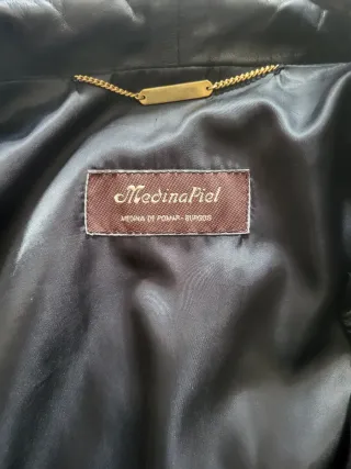 Chaqueta de piel negra Talla 50