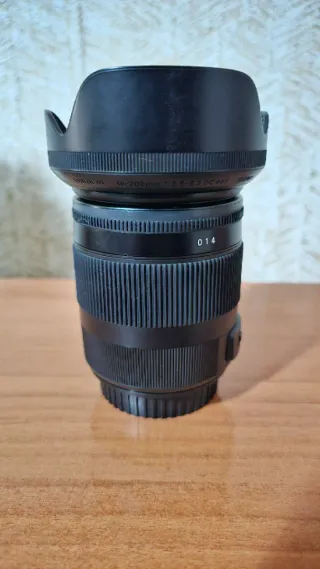 Objetivo Sigma 18-200mm para Canon