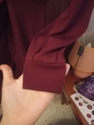 Vestido rojo de manga larga