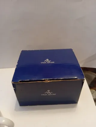 Tazza Vista Alegre floreale blu e bianco