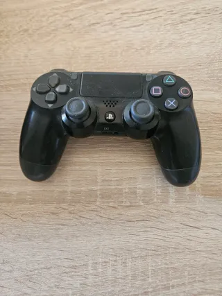 Consola PS4 Slim Negra