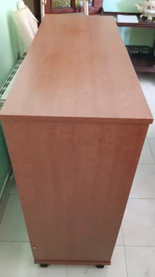 Cama turca metálica y de madera