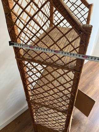 Estantería de mimbre con puertas (venta en persona