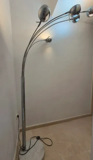 Lámpara de pie 5 luces base mármol