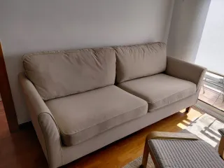 Mobili soggiorno e sala da pranzo in legno e vetro