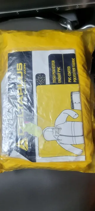 Traje de agua DEMAPLUS amarillo