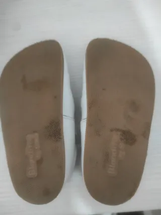 Sandalias blancas niña número 25