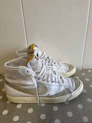 Zapatillas Nike Blazer Mid Blancas/Grises