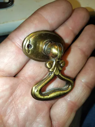 Tirador antiguo bronce armario cómoda mesilla