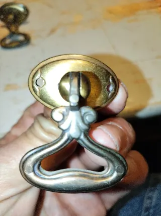 Tirador antiguo bronce armario cómoda mesilla