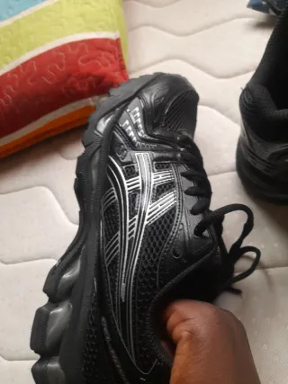 ASICS Kayano 14 Plata/Blanco