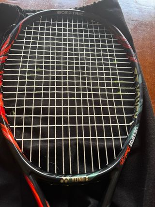 Raqueta Yonex Vcore 97 310g L3