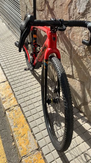 Bici Trek Checkpoint Gravel Carbono