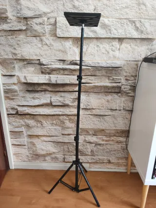 Equipo DJ Hercules + Altavoces + Portátil