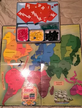 RISK - Juego de mesa estrategia