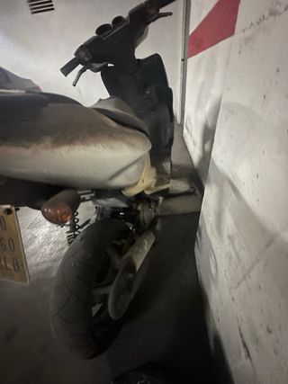 Yamaha Aerox CC49 Azul/Plata. Con documentación.