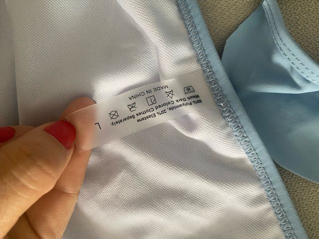 Bikini azul con volantes talla L