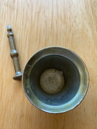 Almirez miniatura bronce antiguo