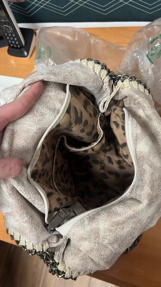 Borsa a catena stile Stella McCartney beige