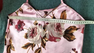 Camisón seda floral rosa