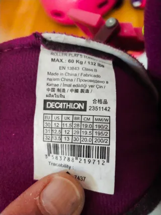 Patines con casco y protecciones