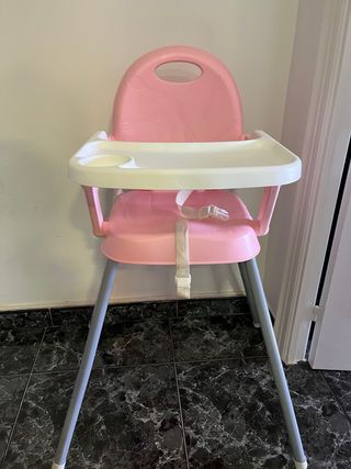 Silla de comer rosa para bebé
