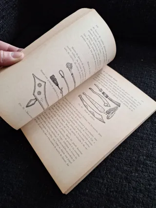 Libro Arte y Costumbres de los Pieles Rojas