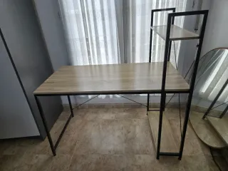 Escritorio madera y hierro