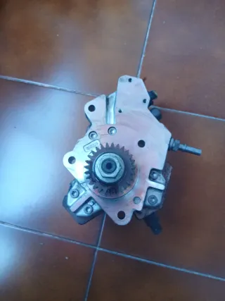 Bomba Inyección Diésel Bosch Renault Nissan 2.0dci