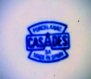 Figura  vintage de porcelana mujer con sombrero