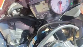 Yamaha R6 Negra y Amarilla