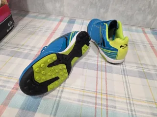 Zapatillas Fútbol Azul y Verde
