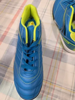 Zapatillas Fútbol Azul y Verde
