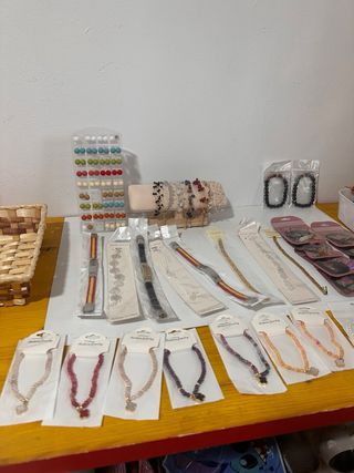 Lote de Joyas Variadas 85€ EL LOTE ENTERO