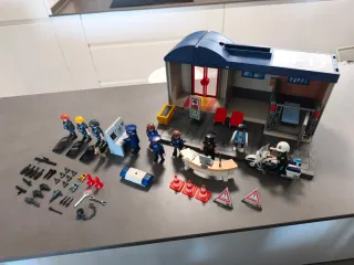 Comisaría Policía Playmobil + Figuras