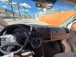 Volkswagen Transporter T5 2005