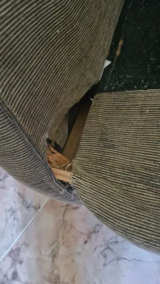 Ocasión Sofá orejero 1 plaza tela marrón claro