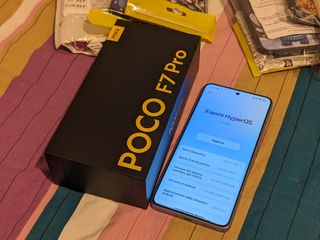 Poco F7 Pro 256GB + Cover Omaggio