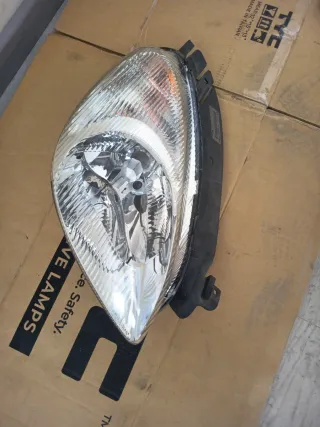 Faro Delantero Derecho Citroën Xsara Picasso 2003
